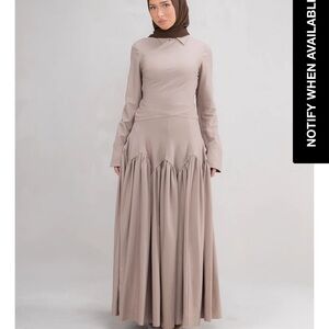 Dials skirt taupe 
Batulthecollection